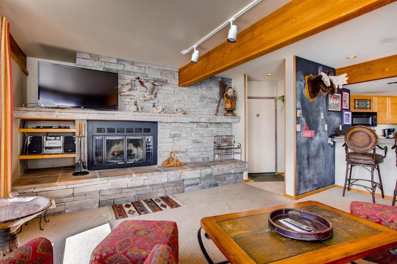 Ski-In Ski-Out 2 Bedroom Condo- Sleeps 6 People Condo Крестед Бют Екстериор снимка