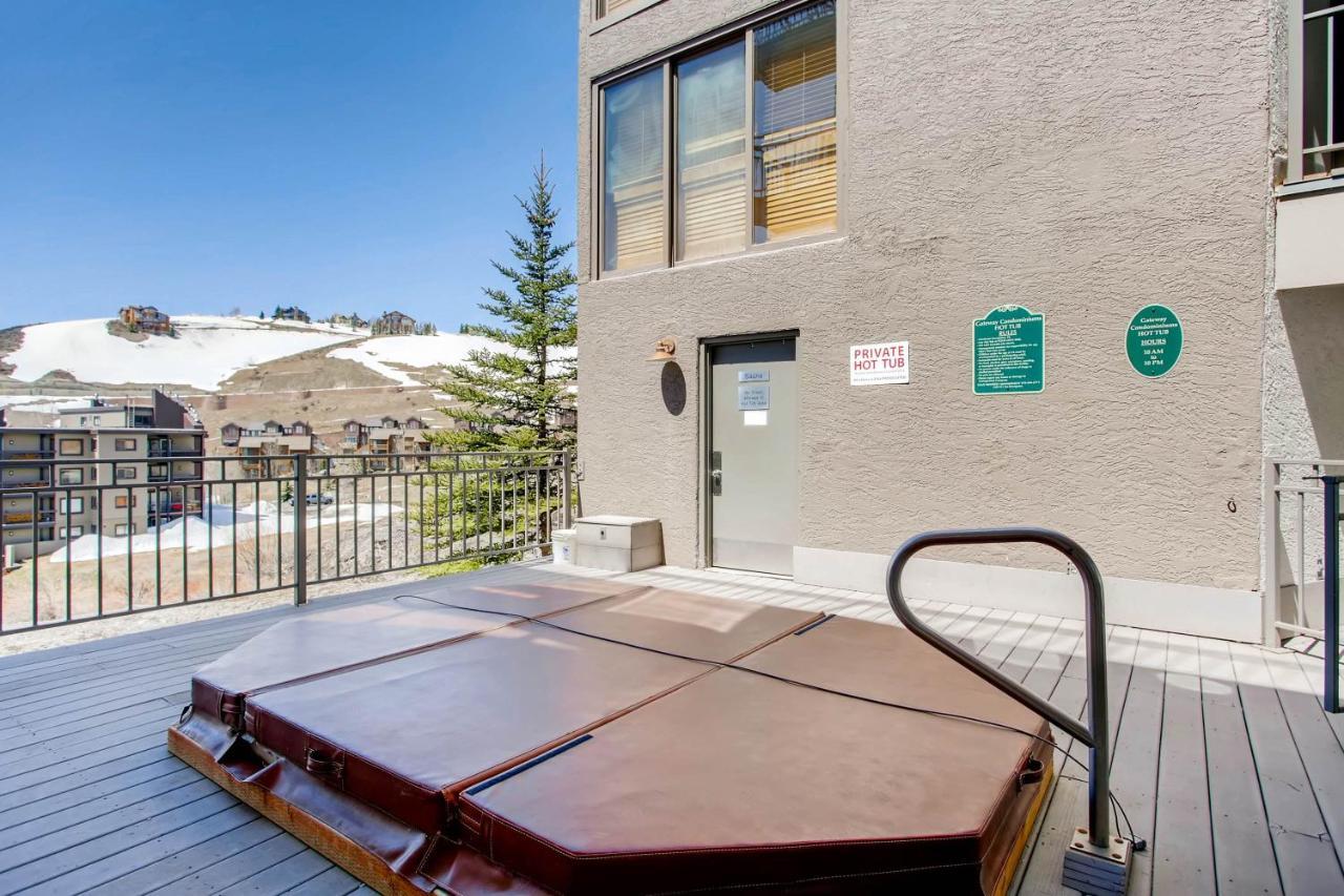 Ski-In Ski-Out 2 Bedroom Condo- Sleeps 6 People Condo Крестед Бют Екстериор снимка
